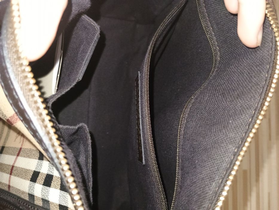 geanta Burberry noua