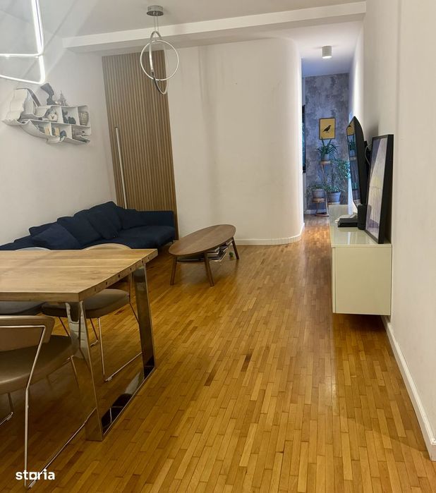 Apartament 4 camere| Vilă Dorobanți-Capitale| Curte superba| Spațios