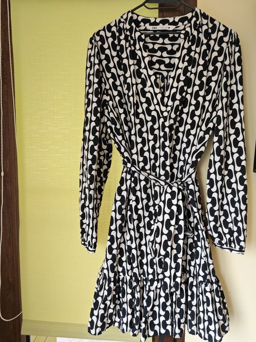 Рокля Зара, L размер