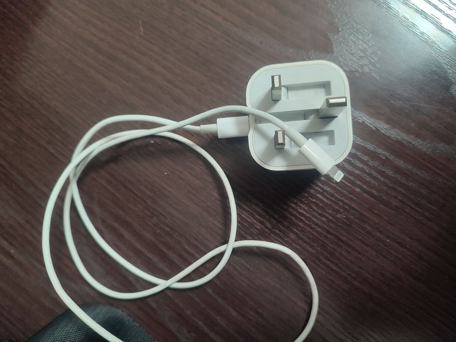 Iphone zaryadchik original