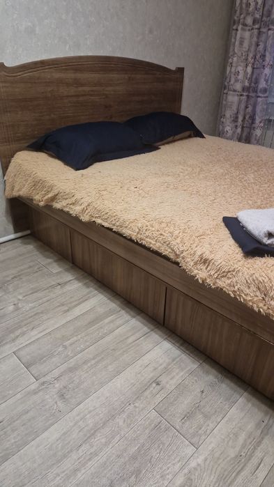 Кровать двуспальная