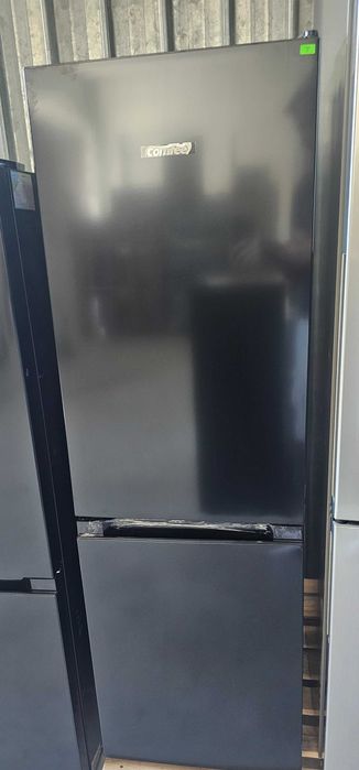 Comfee RCB169DK2(E) Freestanding refrigerator-freezer, temperature control and adjustable feet [Energy Class E]