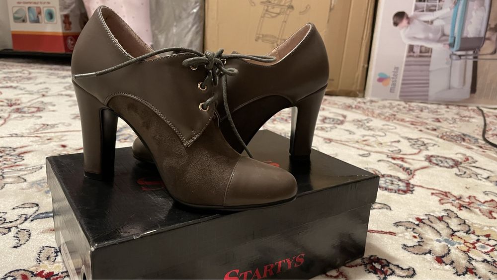 Демесезонные ботинки