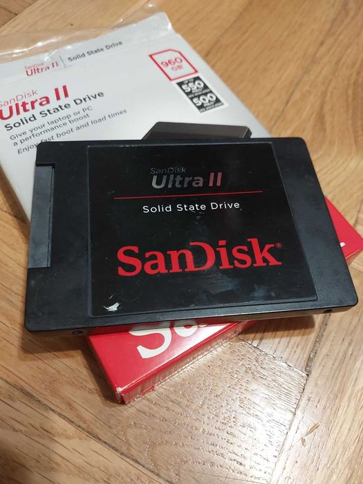 1TB SSD - SanDisk Ultra II , Samsung 860 Evo