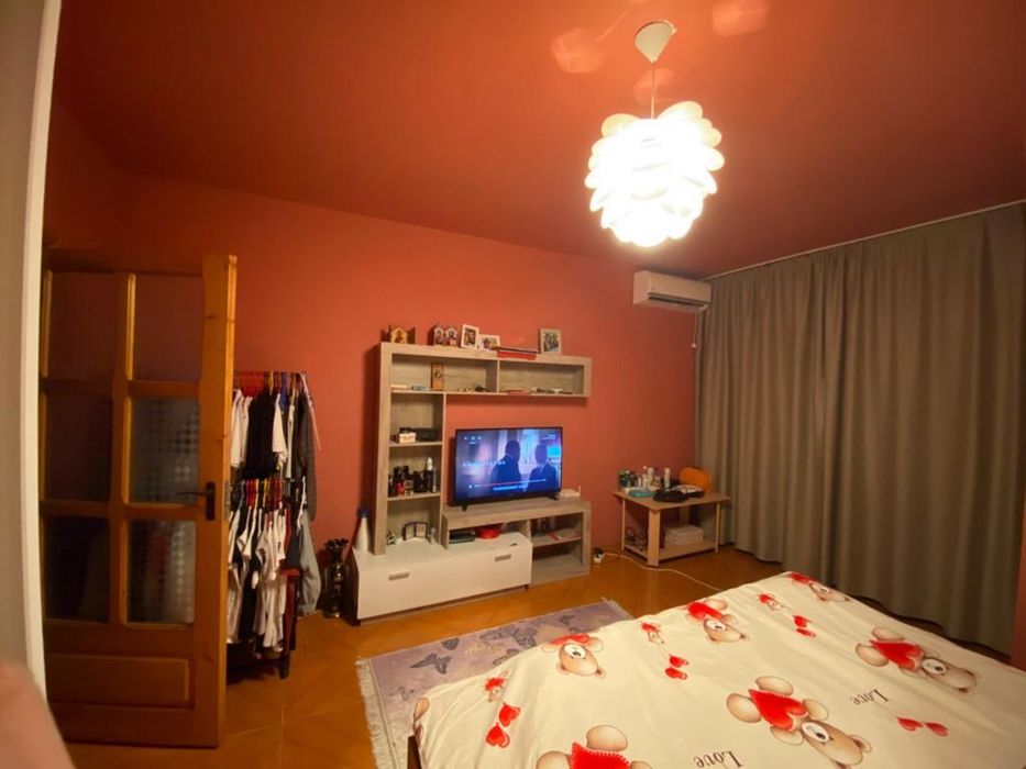 Garosniera Titan-Costin Georgian-Parc IOR