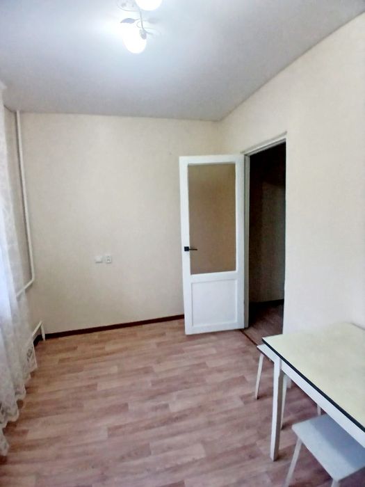 продам 1-ком. 38кв. гарышкер 2-этаж