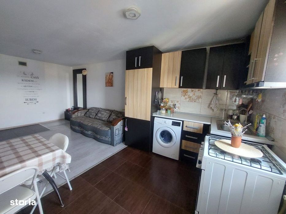 Apartament open-space cu 3 camere, 58 mp, zona Rovine