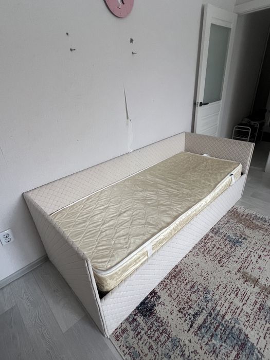 Продам детскую кровать