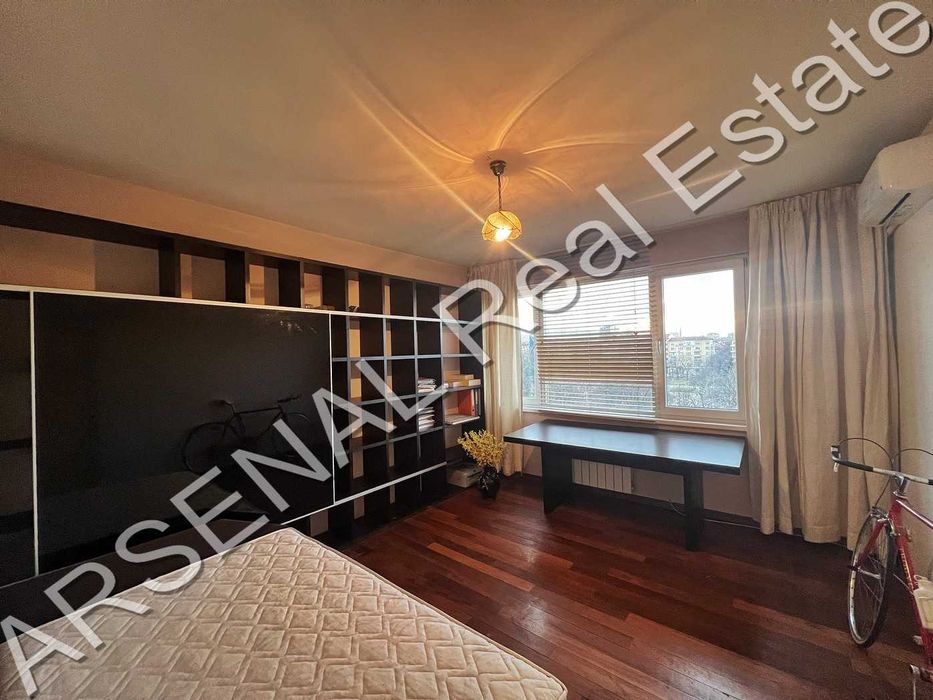 Дава се под наем Тристаен апартамент в София, Център - 120 кв.м за 797.64 € - Снимка #7