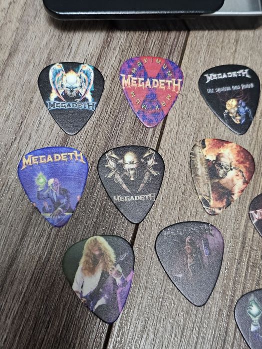 Megadeth pana de chitara