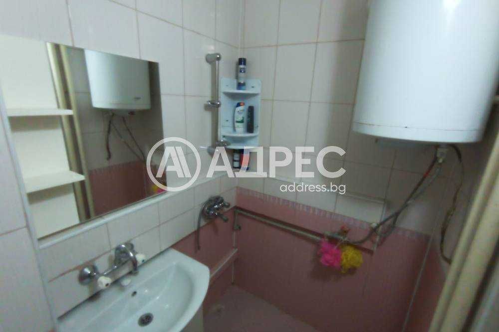 Продава се Тристаен апартамент в Разград, Орел - 63 кв.м за 1053 €/кв.м - Снимка #8