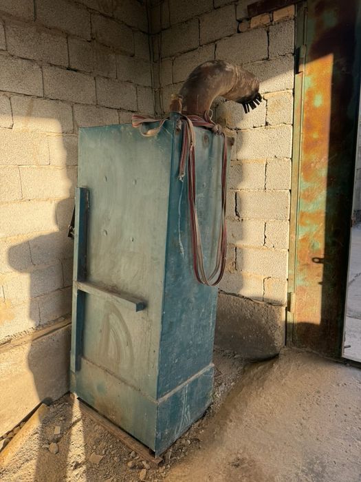 3 пеш сатылады. Барлығын 250000тг сатамын.