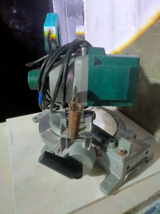 Продается станок для резки