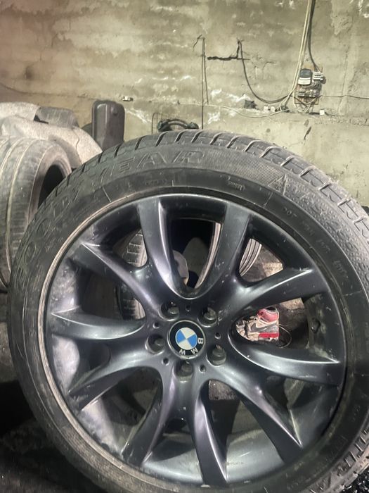 BMW X5 шыны коплект