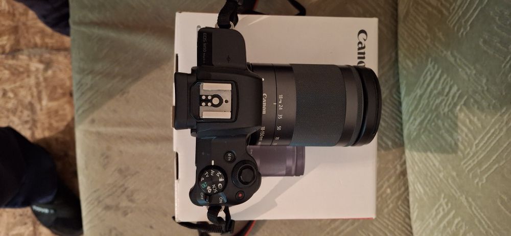 Canon eos m50 mark ii ef-m18-150.