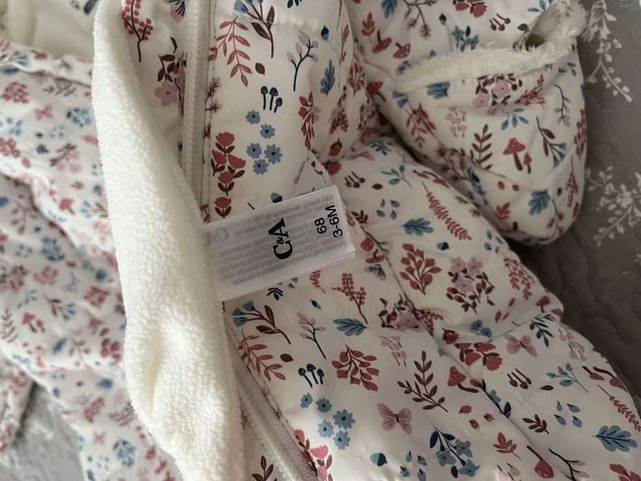 Combinezon/Salopetă fetițe marimea 68 C&A