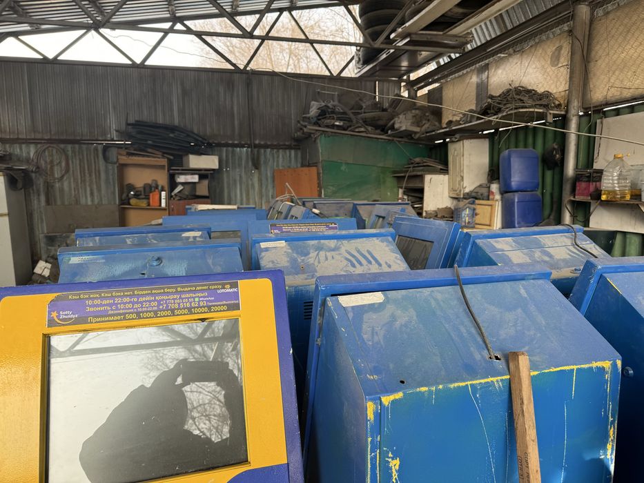 Продам терминалы в хорошем состоянии