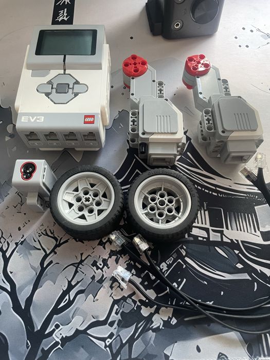 Оригинальный LEGO Mindstorms EV3 Education в отличном состоянии