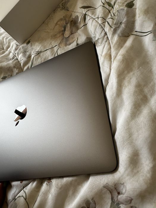 Ноутбук Apple MacBook Air 13