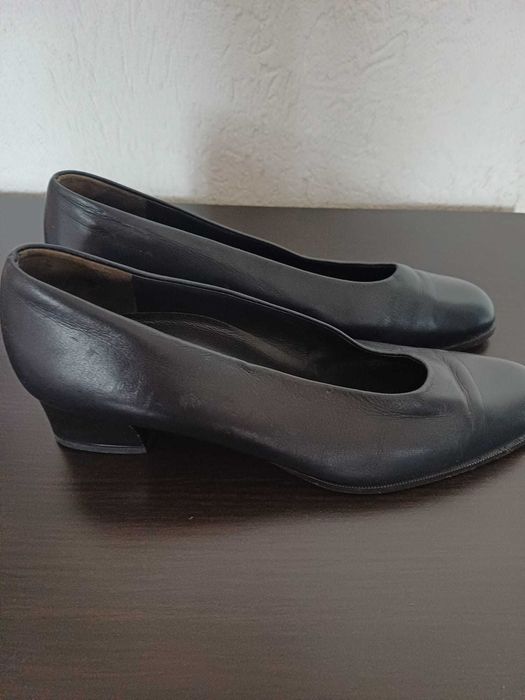 Pantofi pentru dama din piele