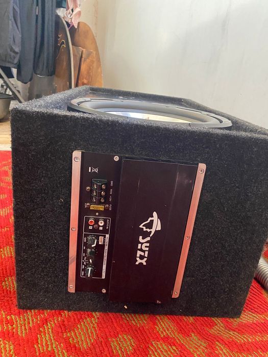 Сабвуфер с усилителем