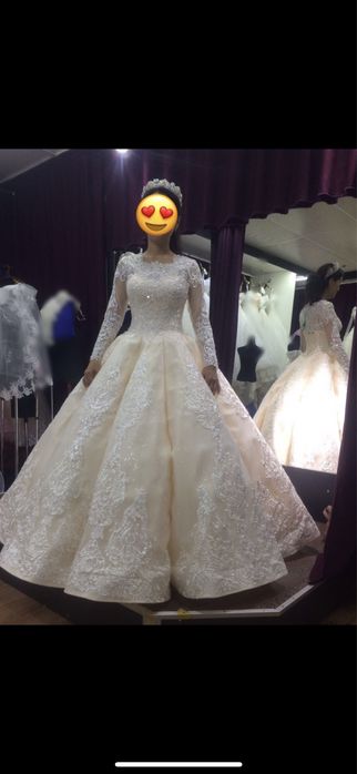 Свадебное платье