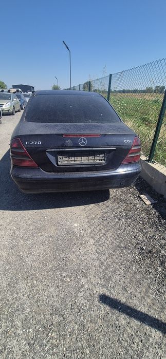 Мерцедес W211 2.7CDI 177hp 2003г