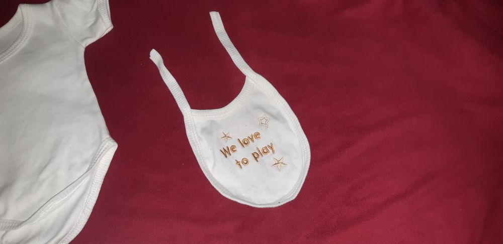 продаётся детский комплект одежды