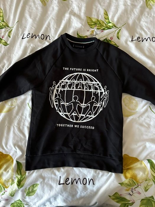 Bluza tommy hilfinger marimea s originala