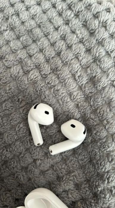Наушники Apple AirPods 4 белый