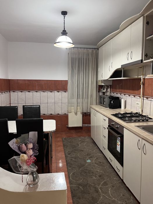 Apartament cu 4 camere de inchiriat in Zalau