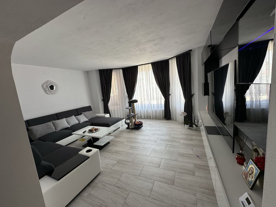 Casa de vanzare/pensiune  in Haieu-Baile 1 Mai