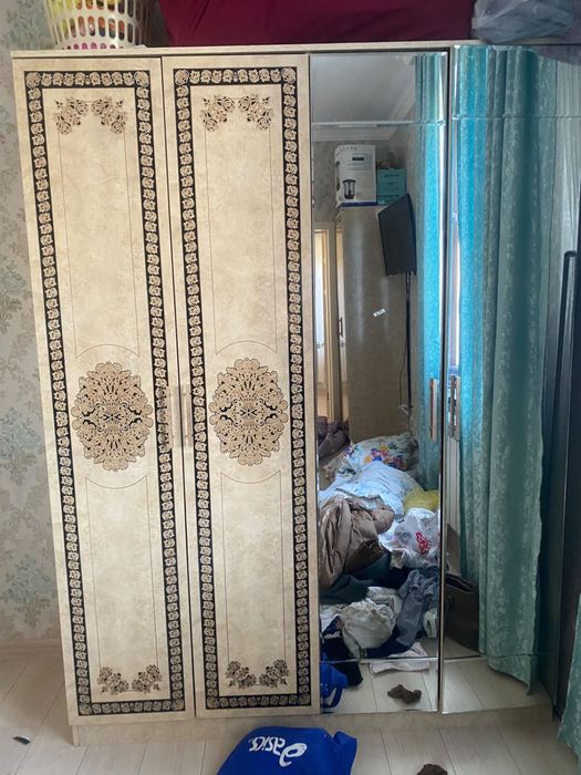 Спальный гарнитур