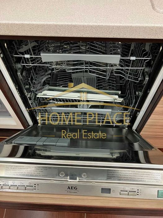 Продава се Тристаен апартамент в Варна, Базар Левски - 100 кв.м за 2970 €/кв.м - Снимка #7