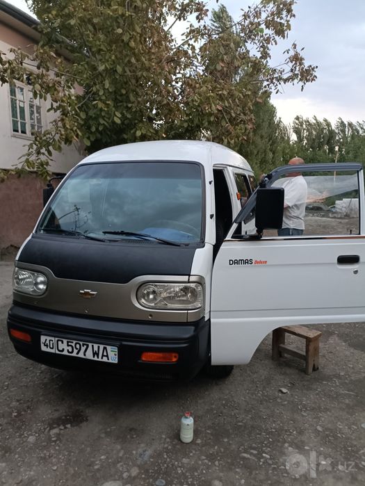 Mashina idyal xolatta  tayyor miniwga kraskasi 30foiz realniy oladiga.