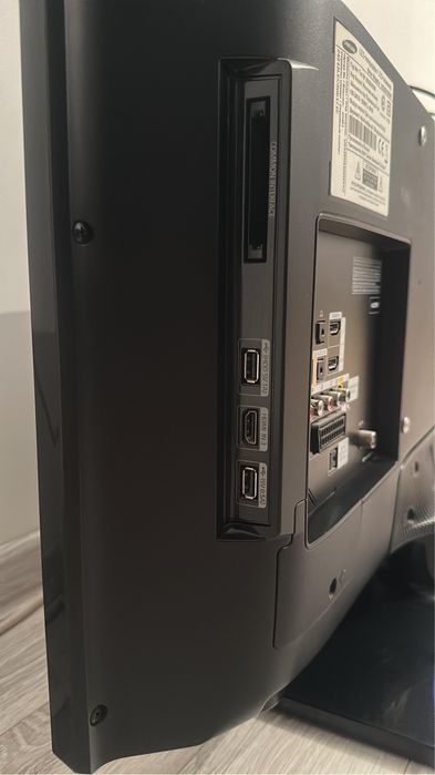 Телевизор Samsung smart tv