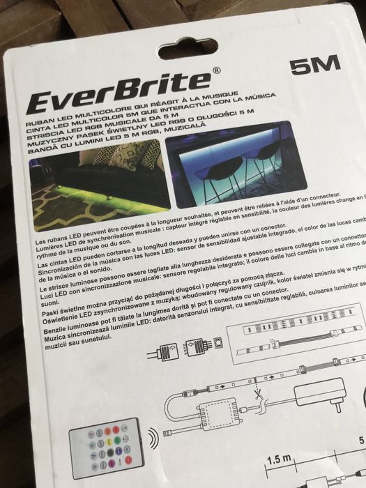 Banda LED Muzicala LED RGB Bucatarie 5 Metri Ikea Color Everbrite Kika