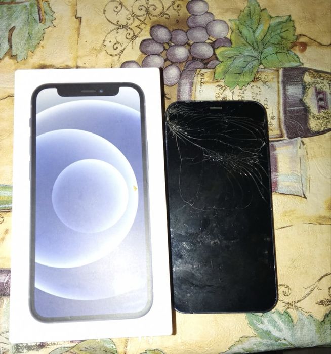 Айфон 12 мини срочно цена 49