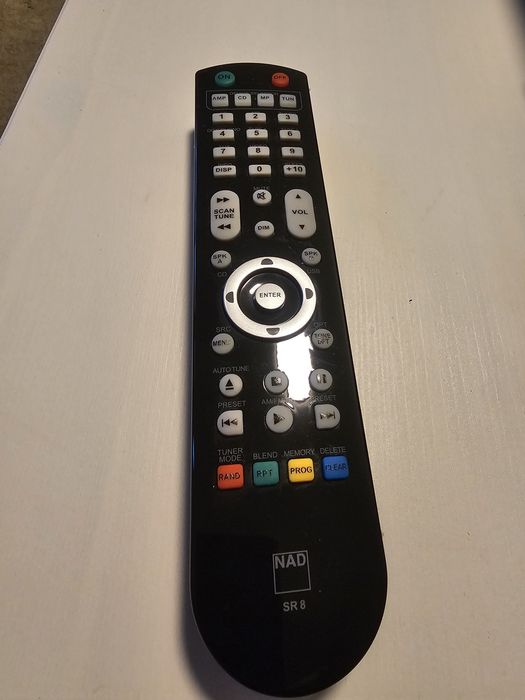 NAD C375 BEE усилвател