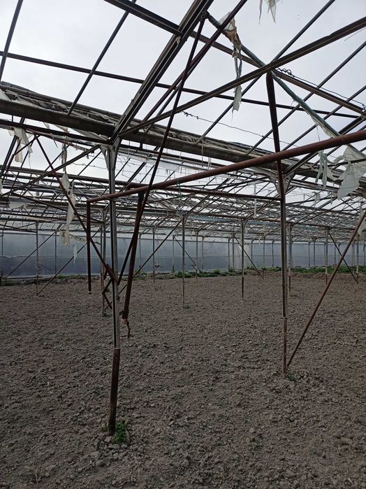 Продаётся каркас для теплицы/парника (заводская) в отличном состоянии
