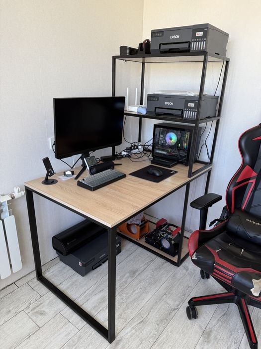 Продам стол лофт