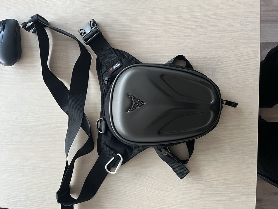 Geanta moto de picior