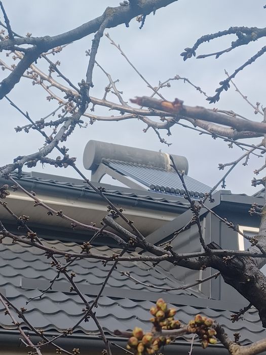 Panou solar presurizat 140l ,15 tuburi,controler+valva de presiune