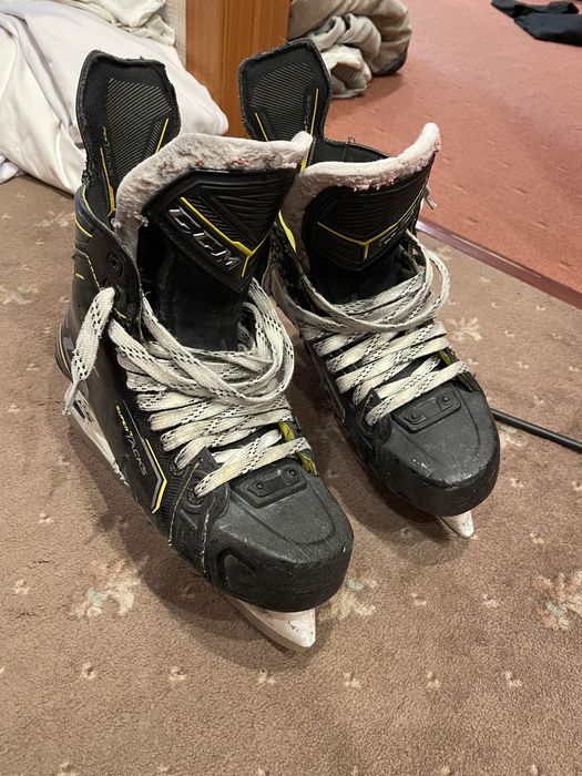 Коньки CCM super tacks 9370