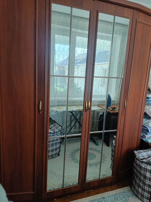 Шкаф для одежды сатылады