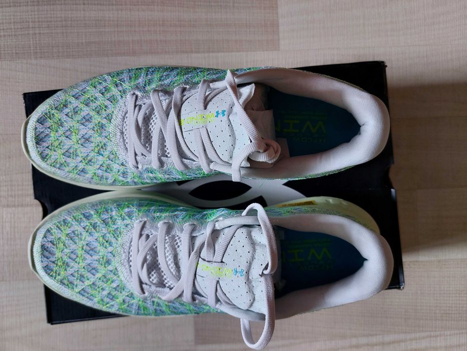Under Armour UA FLOW Velociti Wind 2, marime 43, conexiune bluetooth