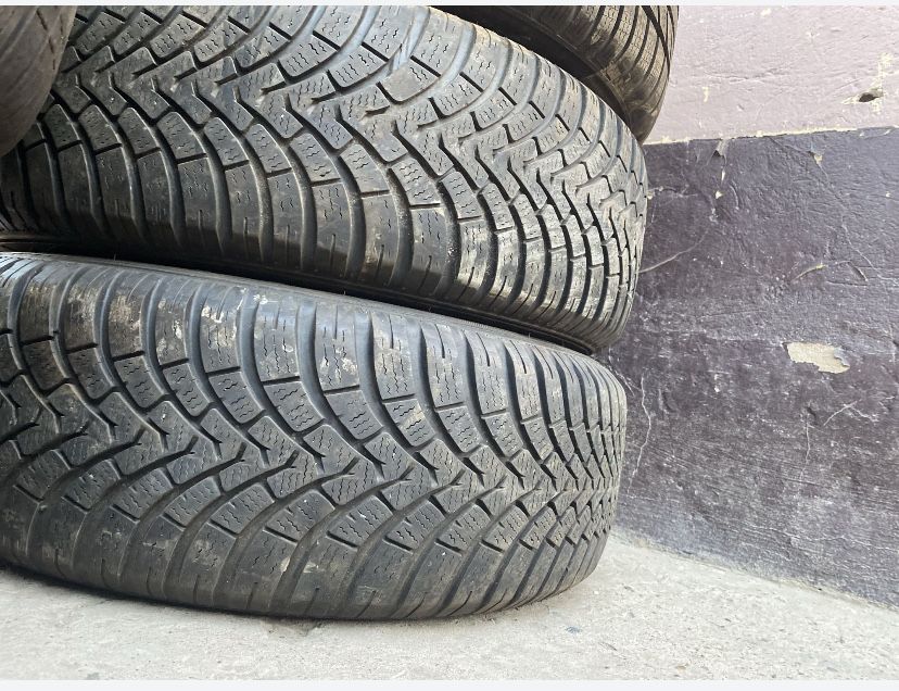 Шины Germany 215/60/17, 2штук
