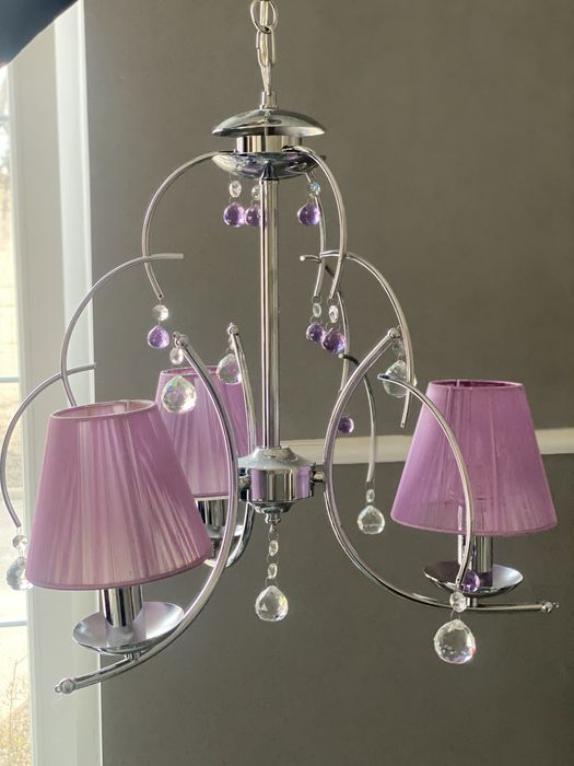 Люстра в спальню и зал