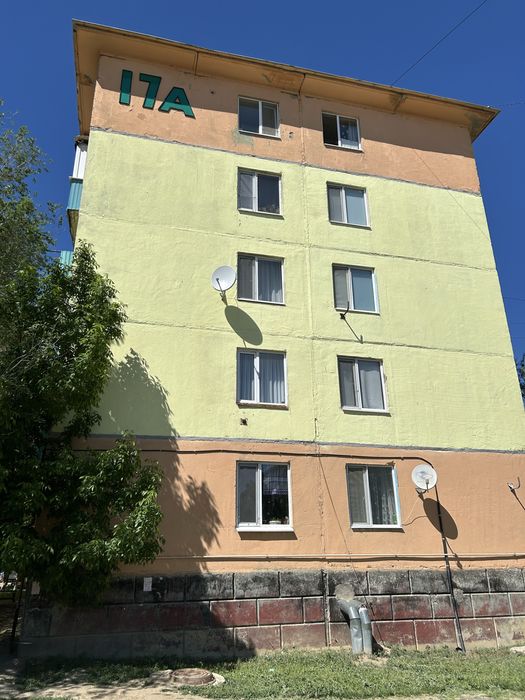 Продам 2х ком кв на 1м этаже