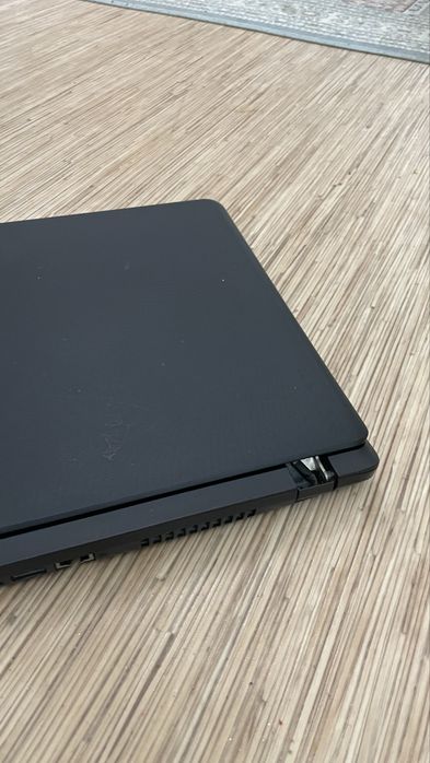 Acer Aspire ES1-533